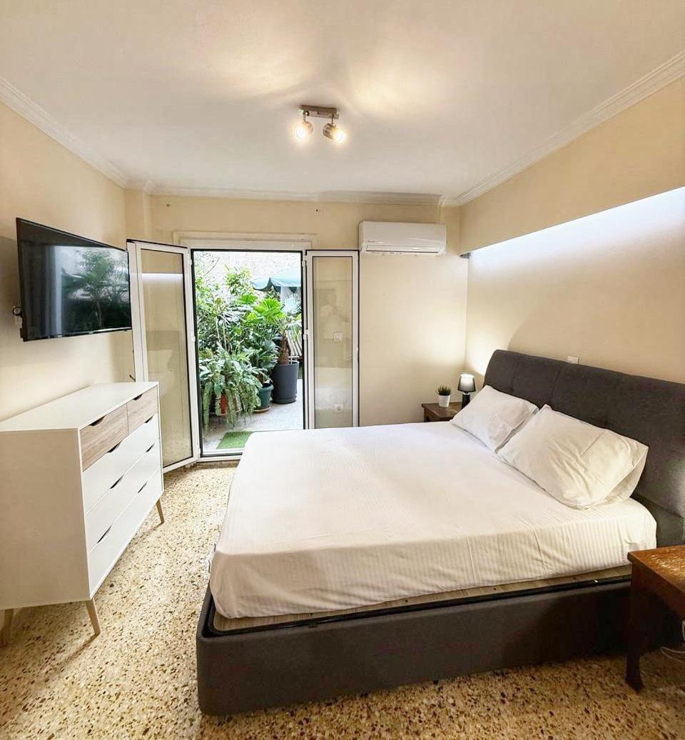 Modern Apartment In The Heart Of Athens Near Acropolis Kültér fotó